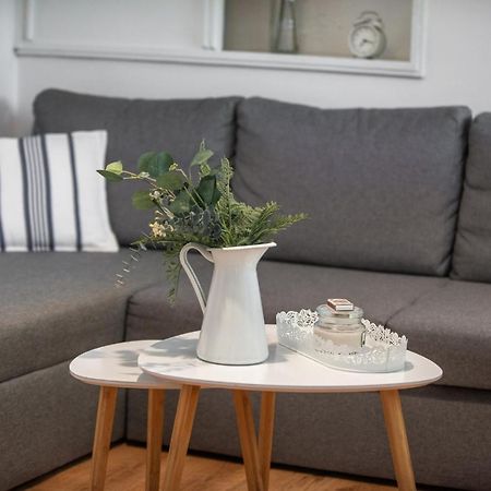 Apartment Near Old Town, Free Parking & Huge Garden Dubrovnik Exteriör bild