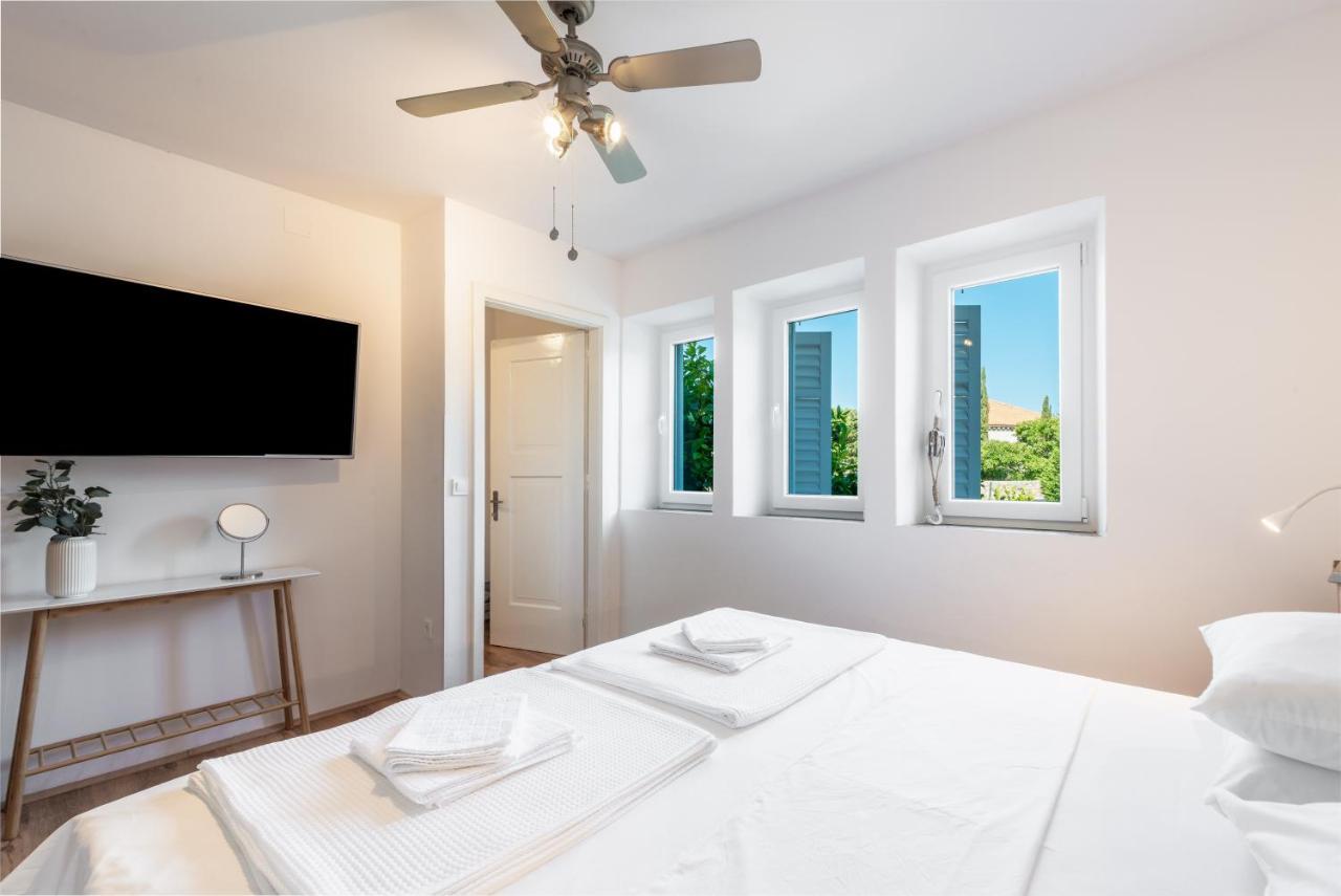 Apartment Near Old Town, Free Parking & Huge Garden Dubrovnik Exteriör bild